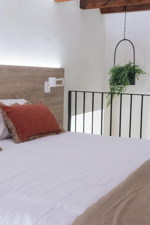 Apartaments La Rambla - Licorella - 4 Persones Cornudella de Montsant Eksteriør billede